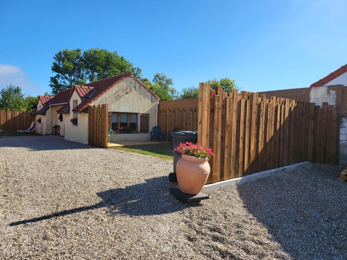 Revedelac Meuble Tout Confort Bremes Bagian luar foto