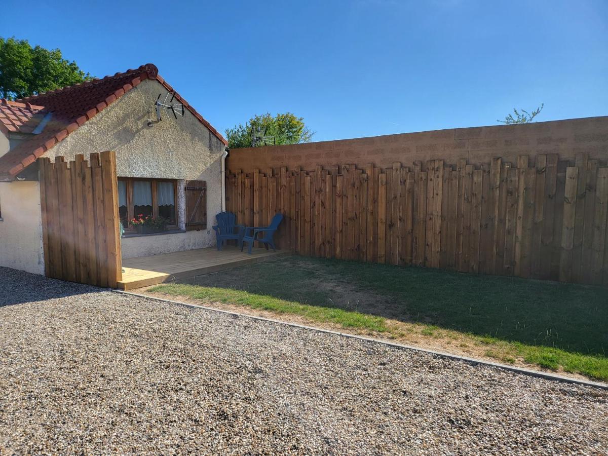Revedelac Meuble Tout Confort Bremes Bagian luar foto